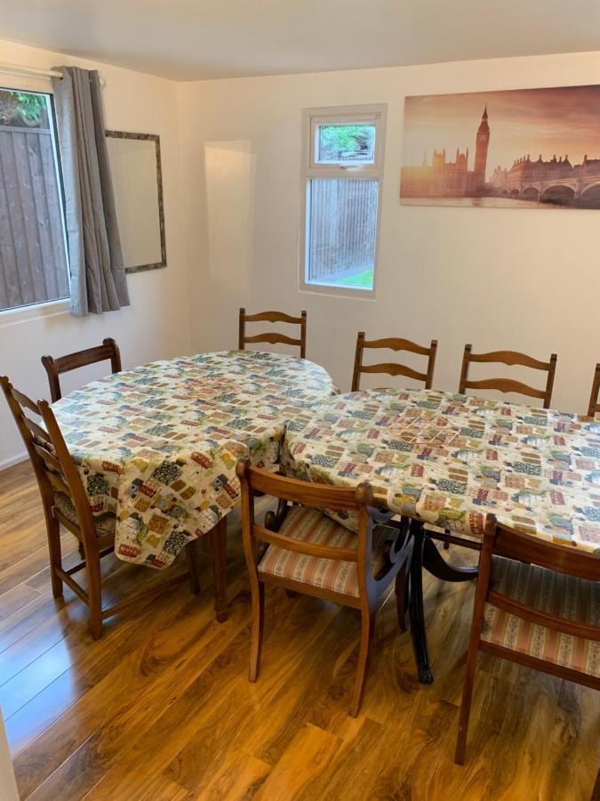 Fantastic Villa Bournemouth - Spa, Parking, Garden المظهر الخارجي الصورة