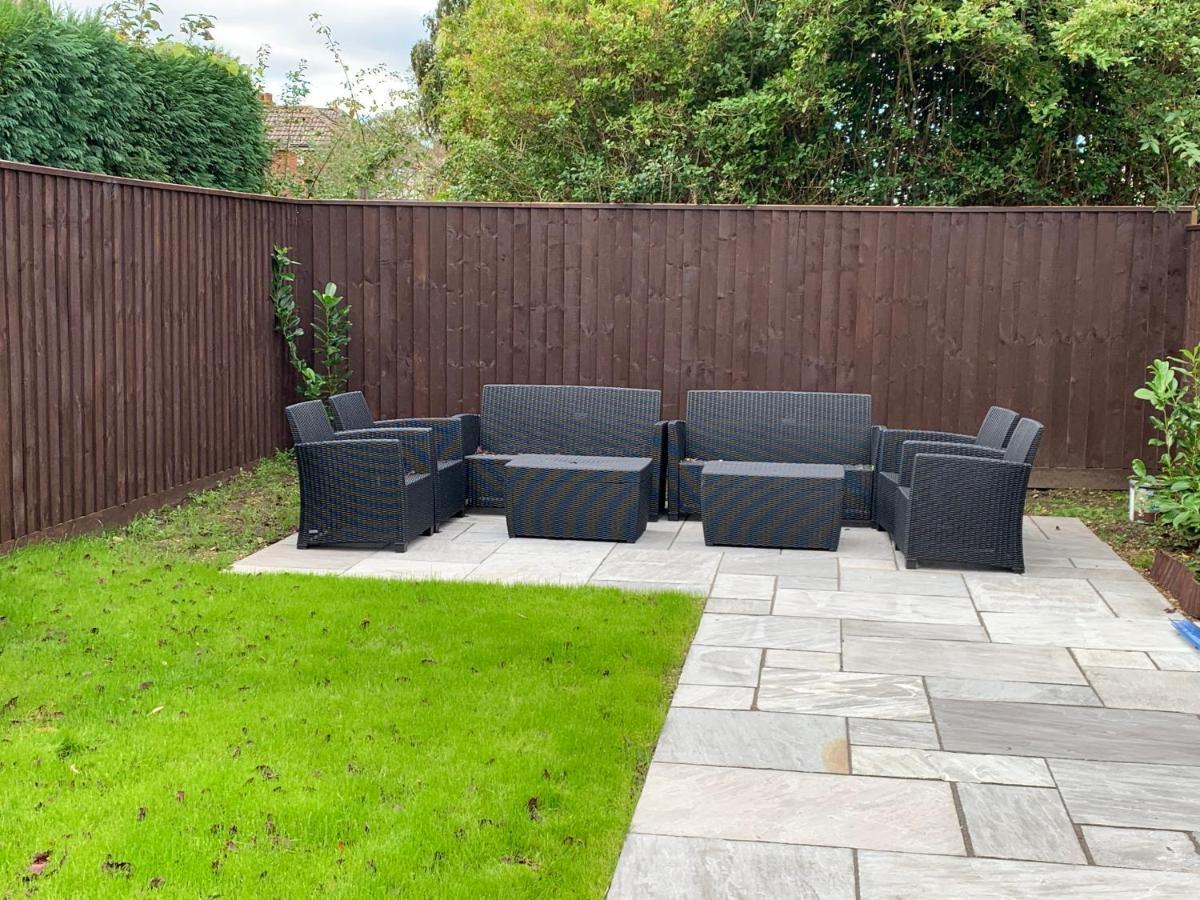 Fantastic Villa Bournemouth - Spa, Parking, Garden المظهر الخارجي الصورة
